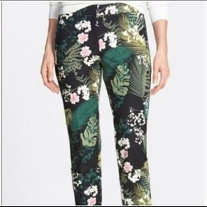 Adrianna Papell | Green Floral Pants size US 8
